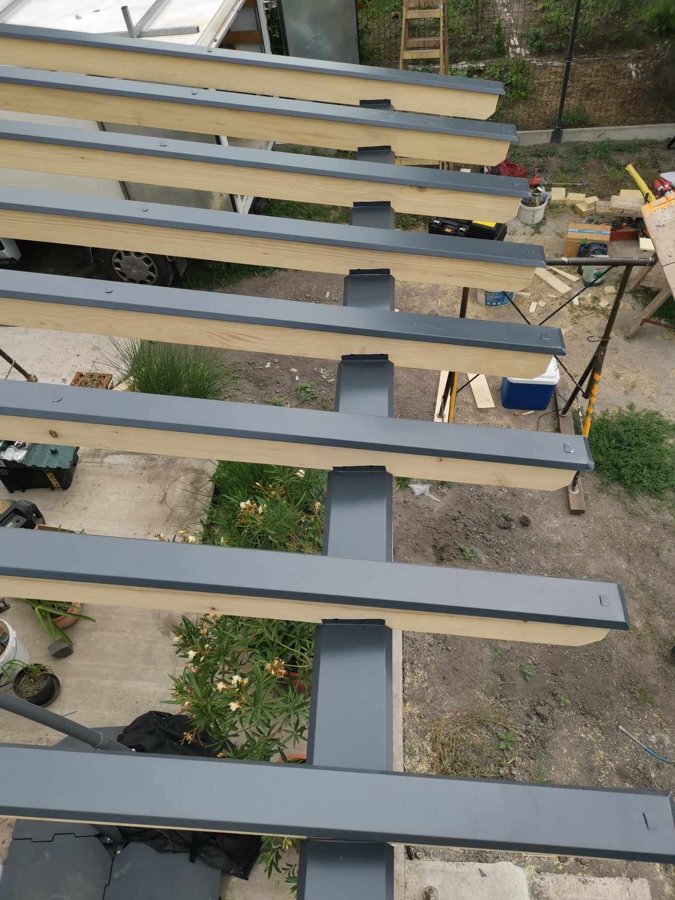 uj_pergola_es_zsindey_faterasz_3.jpg