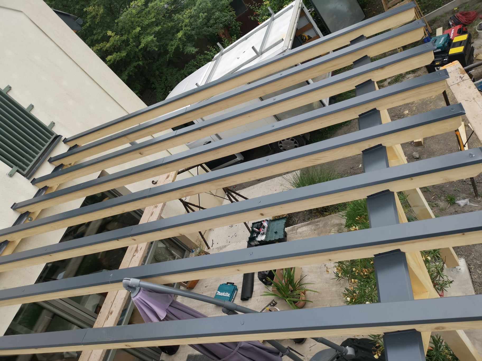 uj_pergola_es_zsindey_faterasz_4.jpg