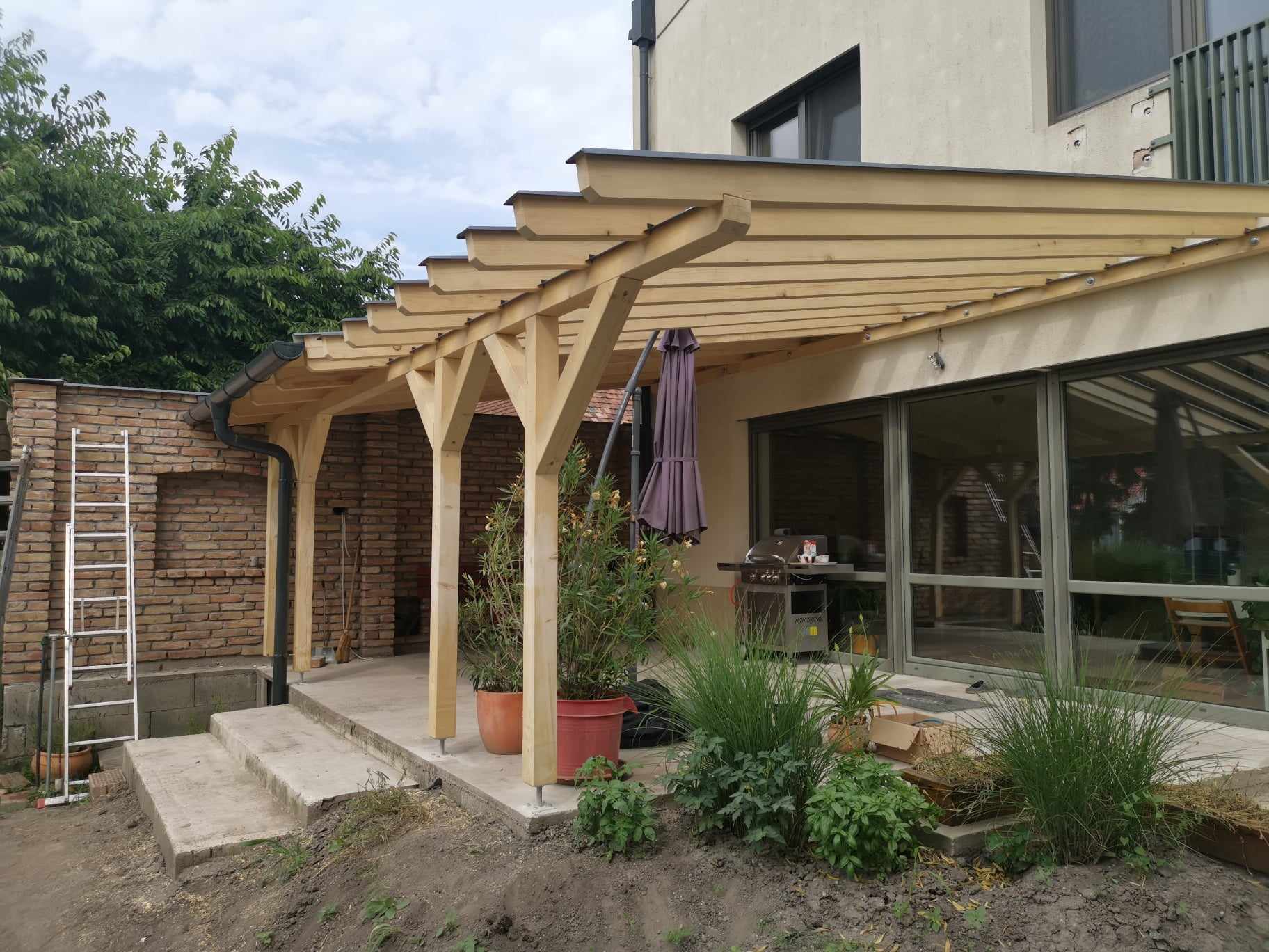 uj_pergola_es_zsindey_faterasz_5.jpg