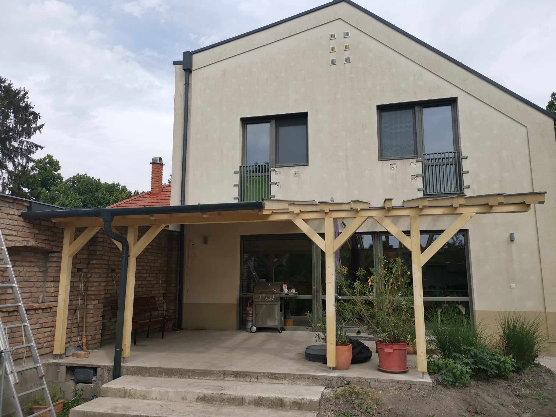 uj_pergola_es_zsindey_faterasz_6.jpg